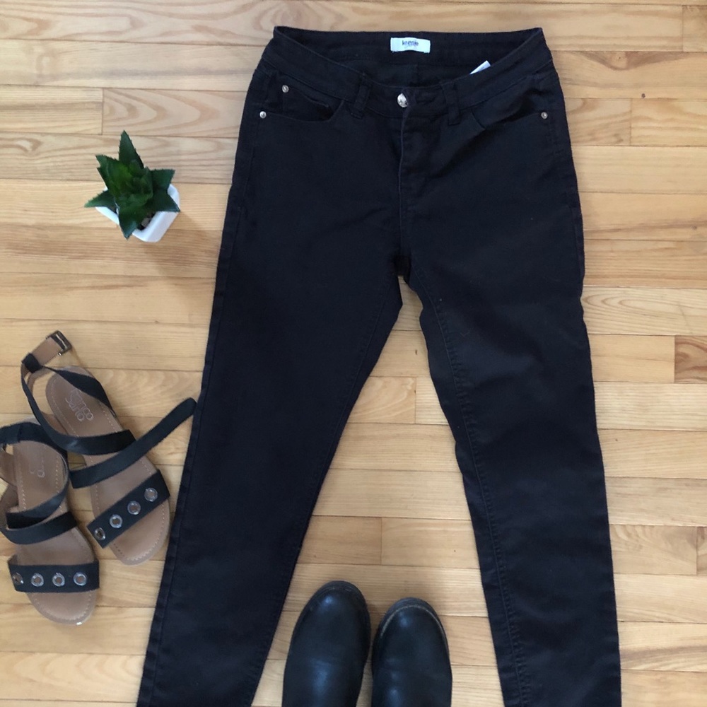 Black Kenzie Jeans